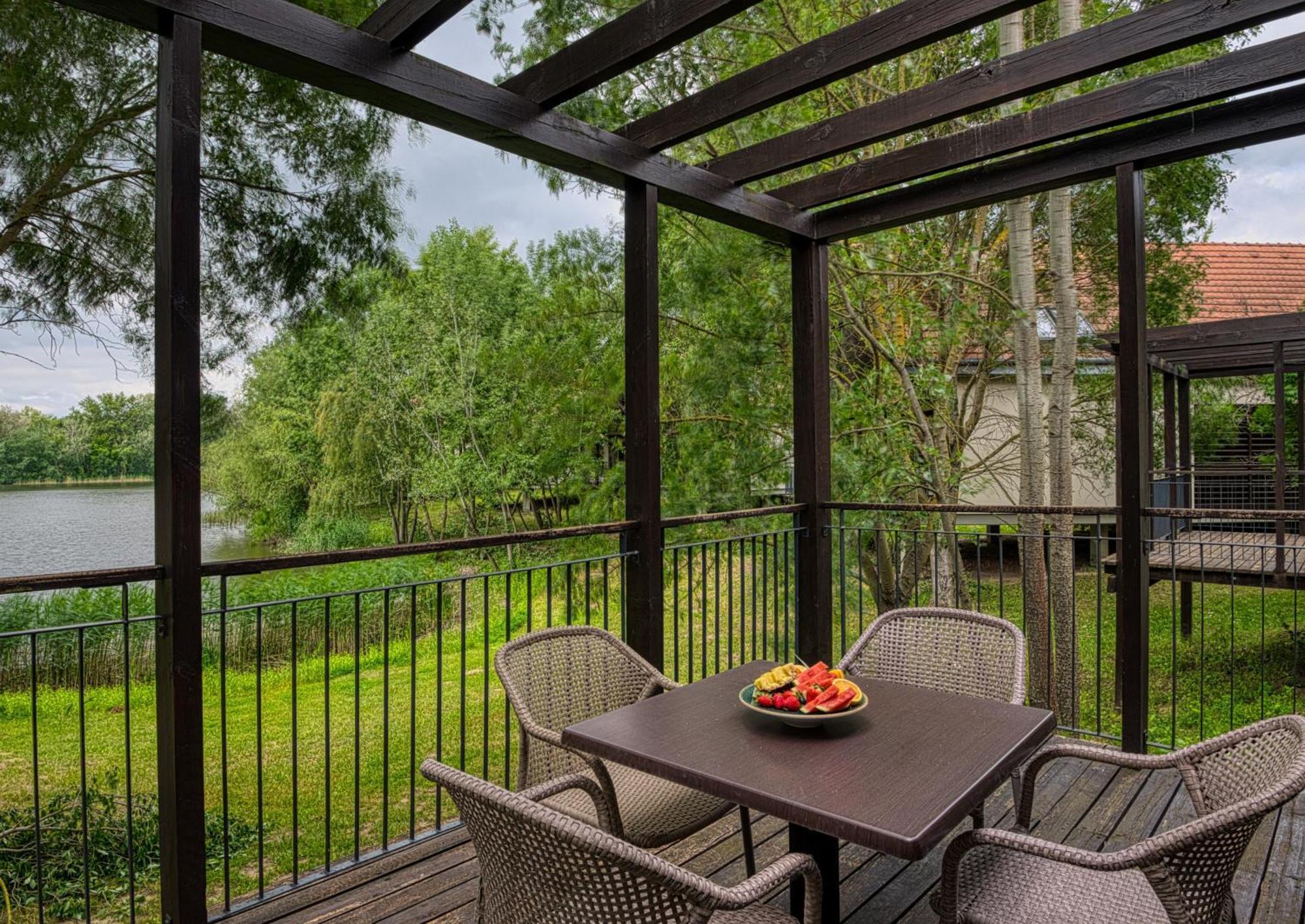 Tisza Balneum Hotel Tiszafured Luaran gambar