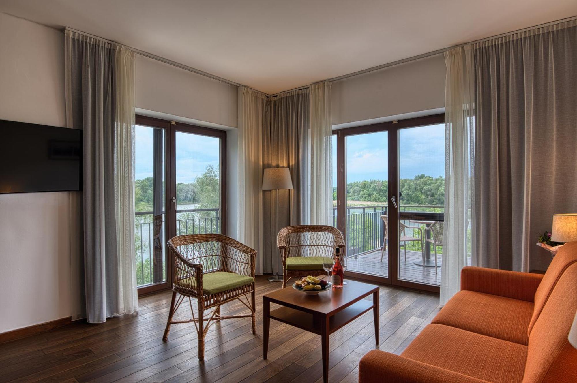 Tisza Balneum Hotel Tiszafured Luaran gambar